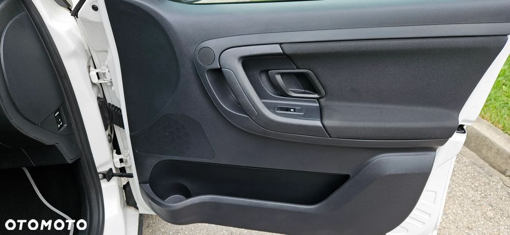 Skoda Roomster 1.2 TSI Scout PLUS EDITION - 35