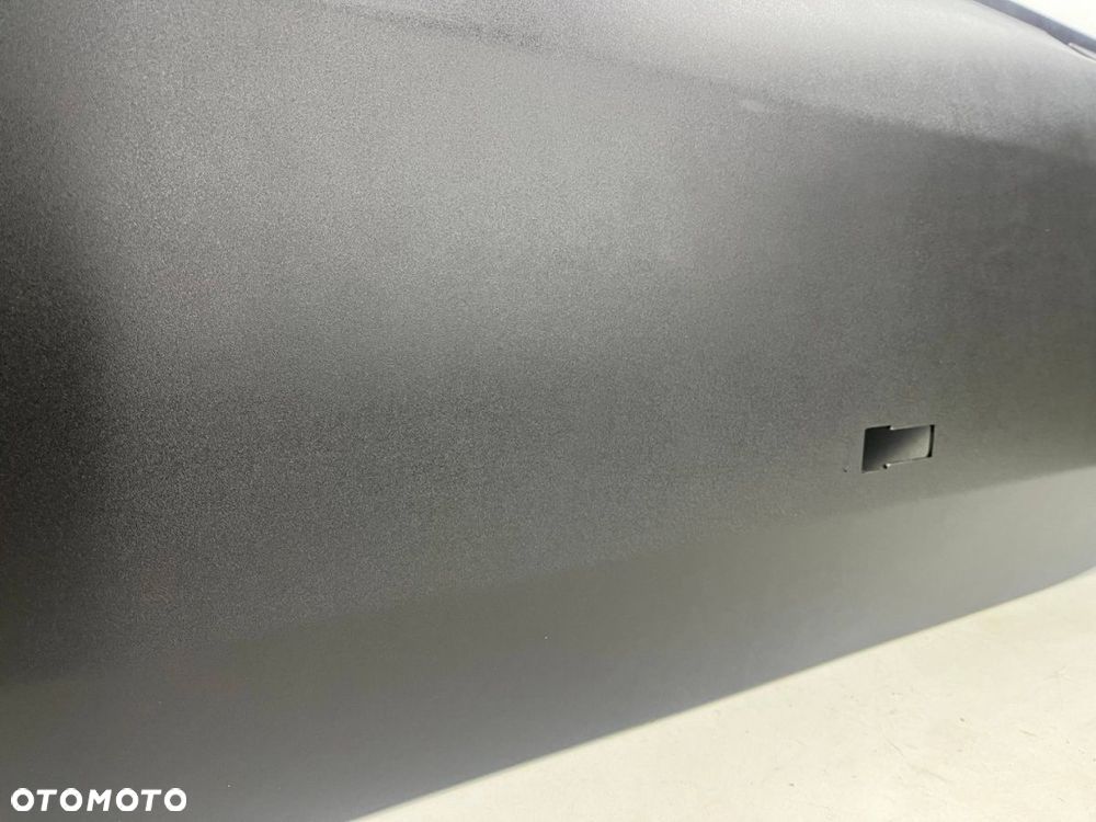 Listwa Iveco Daily 4 IV 14r.- lewa boczna środkowa nakładka karoseryjna za drzwiami kierowcy - 4