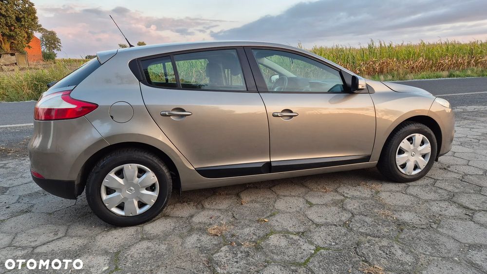 Renault Megane - 21