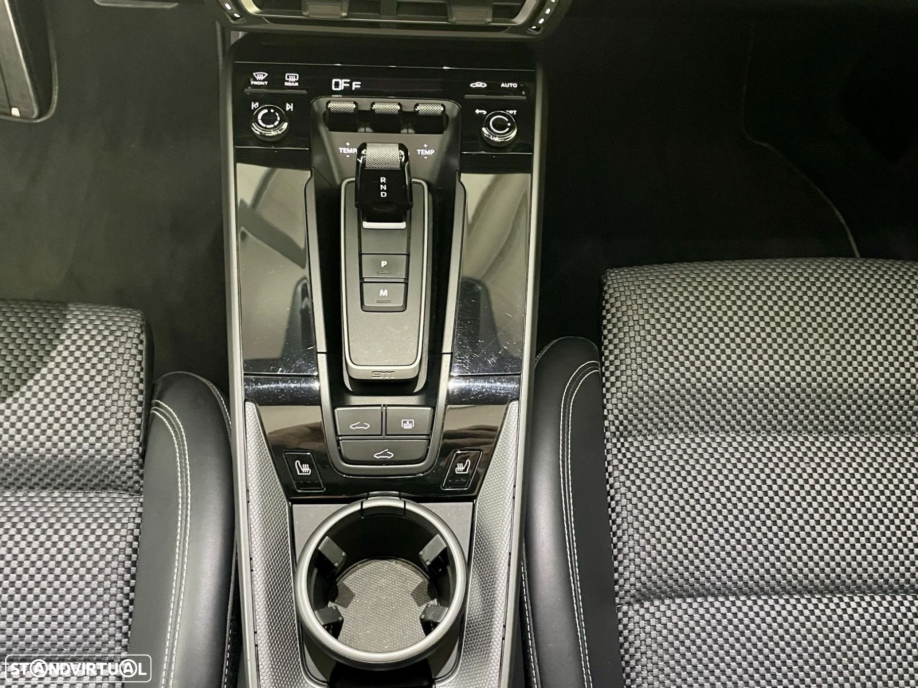 Porsche 911 (992) Carrera T PDK - 43