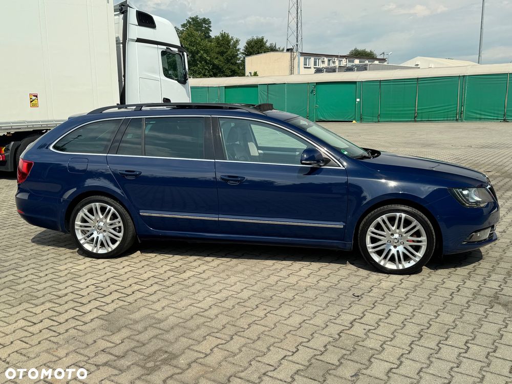 Skoda Superb 2.0 TDI Elegance - 6