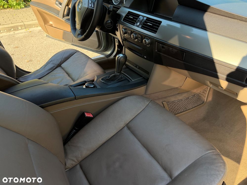 BMW Seria 5 530d - 8
