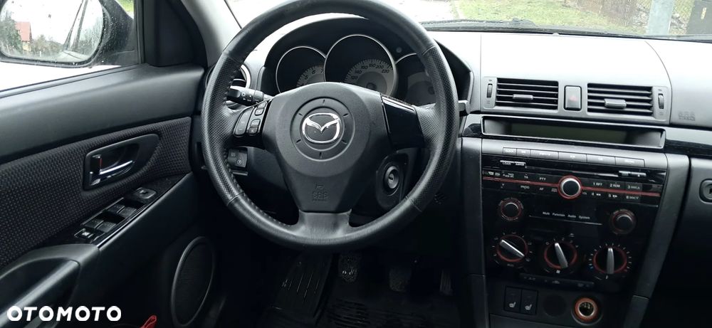Mazda 3 - 10