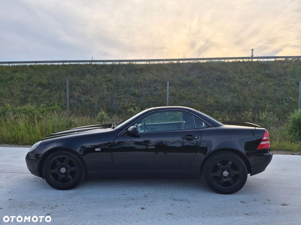 Mercedes-Benz SLK 200 - 18