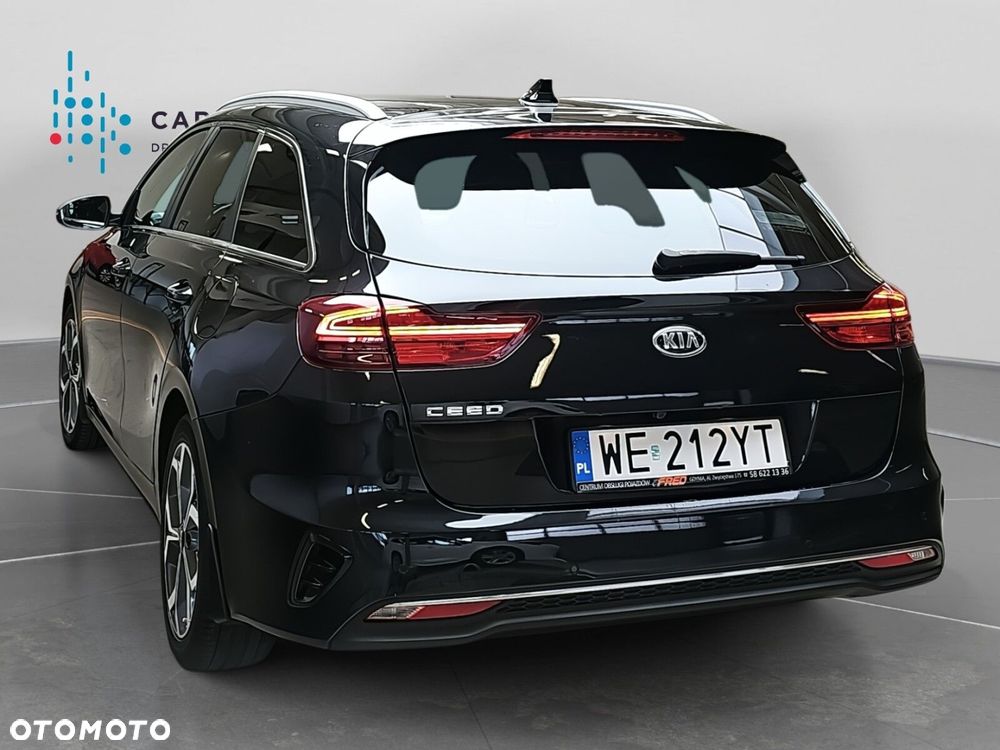 Kia Ceed 1.6 CRDi SCR L DCT - 30
