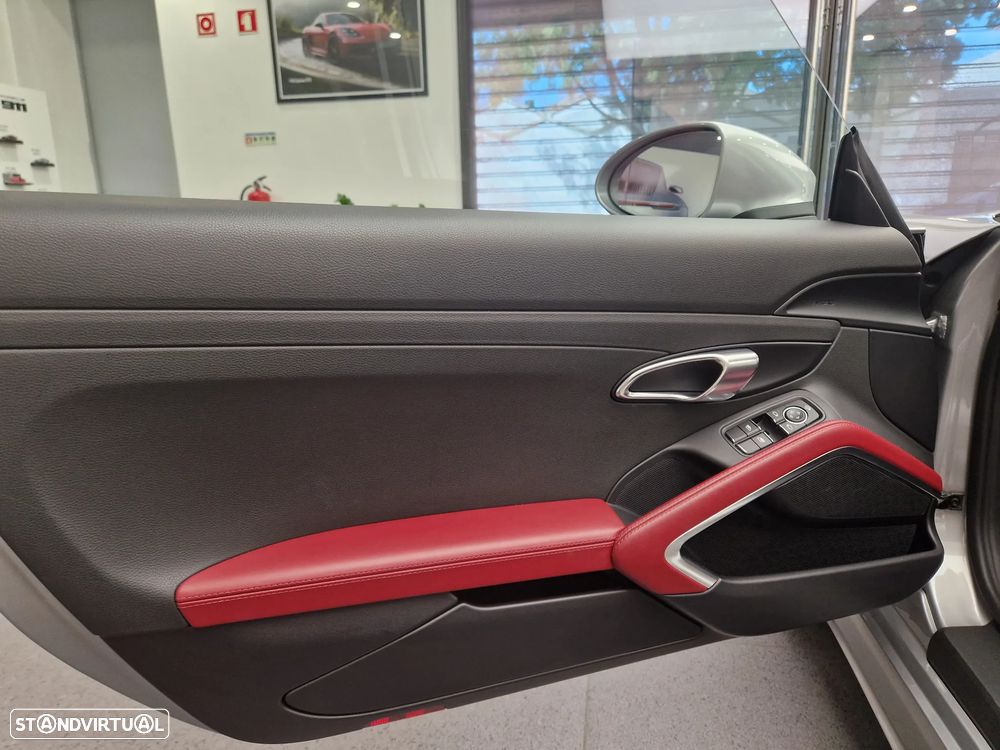 Porsche 718 Boxster 2.0 PDK - 22