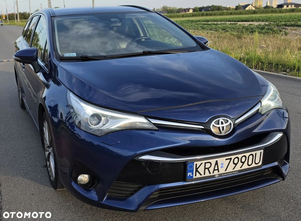 Toyota Avensis 2.0 Prestige MS - 4