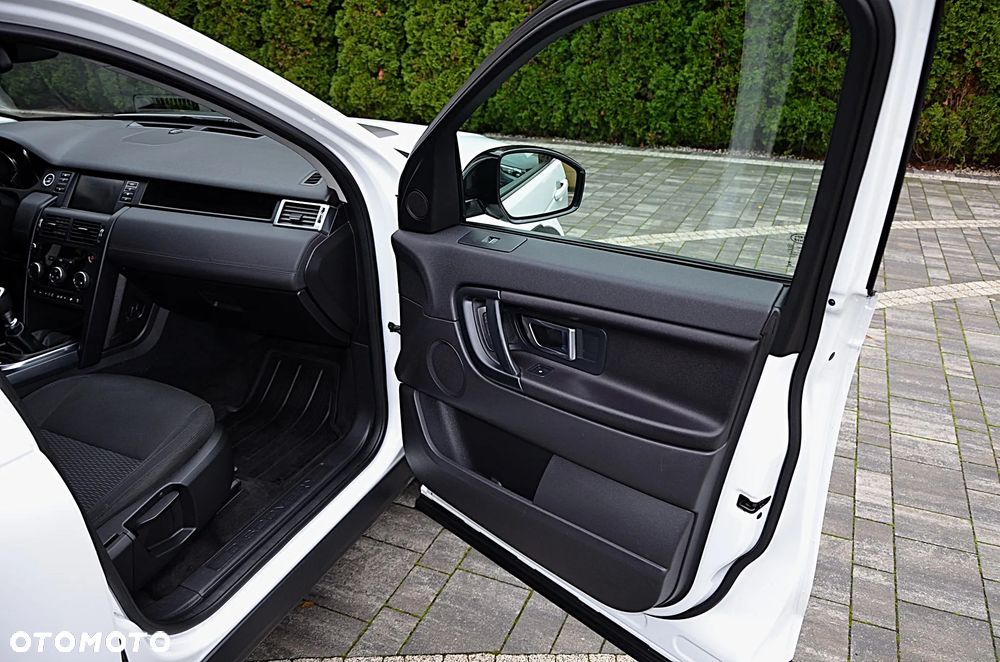 Land Rover Discovery Sport 2.0 TD4 SE - 23