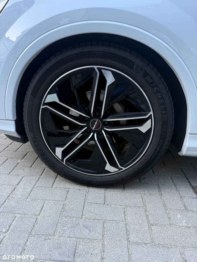 Audi Q7 - 13