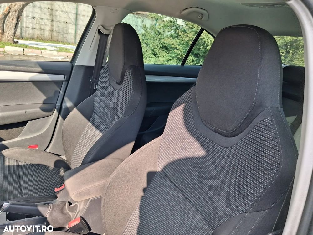 Skoda Octavia 1.6 TDI Ambition - 14