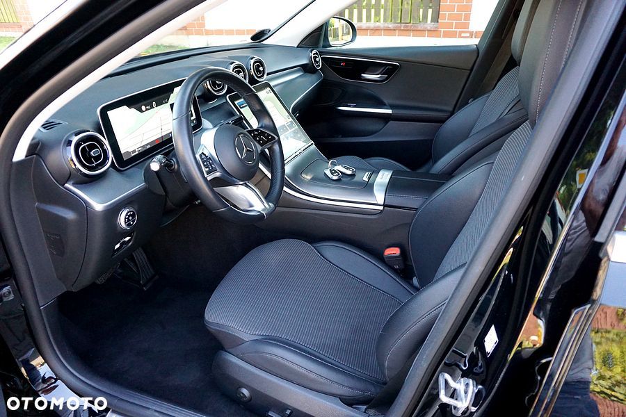 Mercedes-Benz Klasa C 220 d 9G-TRONIC - 20