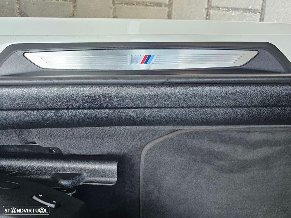 BMW 320 i Touring Pack Desportivo M - 38