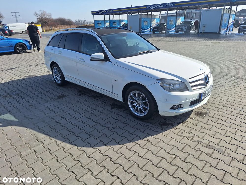 Mercedes-Benz Klasa C 180 K BlueEff Avantgarde - 2