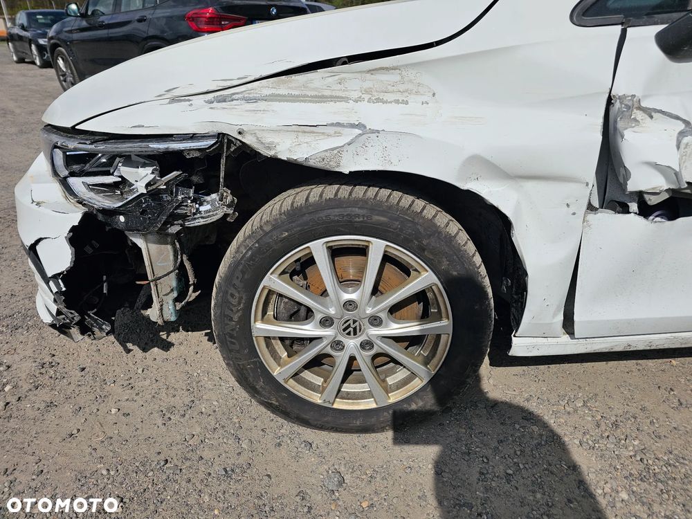 Volkswagen Golf - 4
