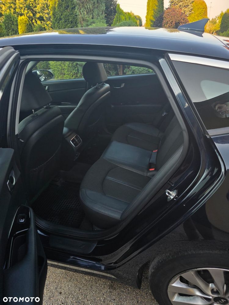 Kia Optima 1.7 CRDI L DCT - 18