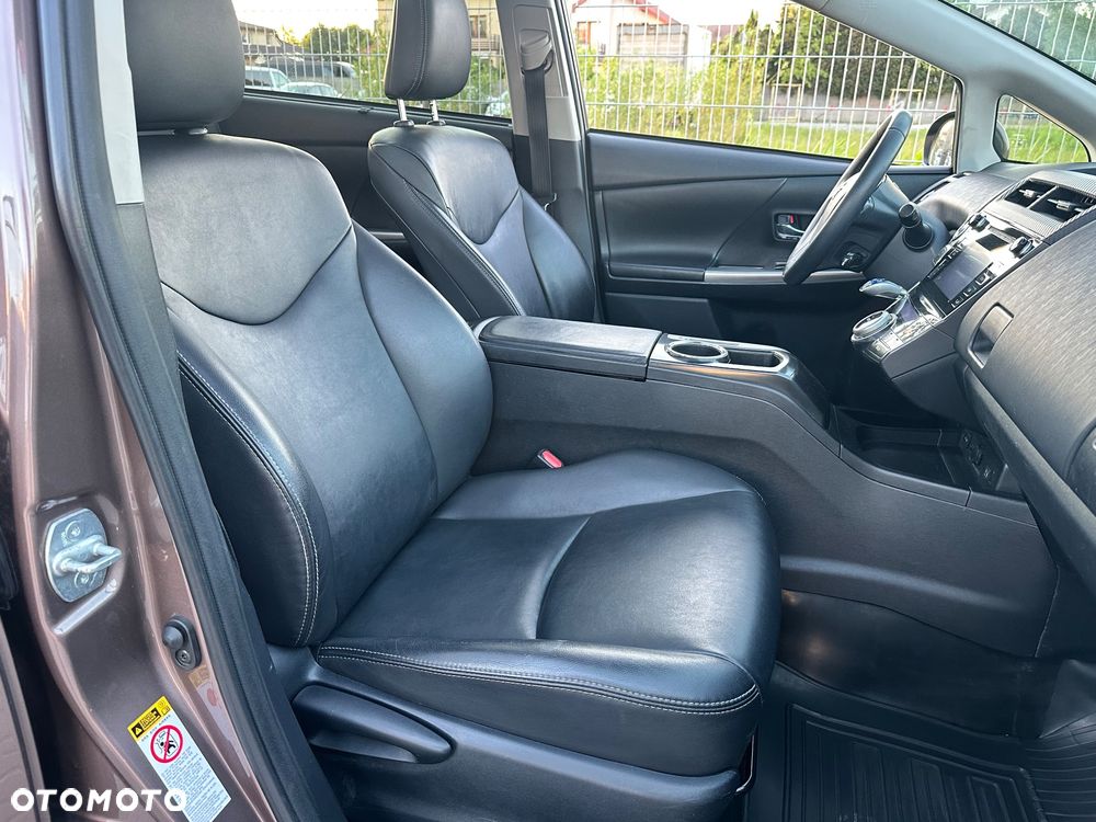 Toyota Prius+ (Hybrid) Executive - 24