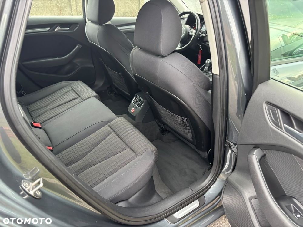 Audi A3 Sportback - 7