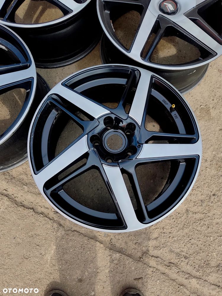 5x112 Alufelgi Felgi Aluminiowe 18 SKODA SUPERB OCTAVIA II 2 III 3 IV 4 YETI SEAT EXEO LEON TOLEDO ALTEA XL ALHAMBRA VW PASSAT B5 B6 B7 GOLF 5 6 7  CADDY JETTA TOURAN SHARAN AUDI A4 B5 B6 B7 B8 B9 A6 C5 C6 A3 8P 8V MERCEDES BMW Legnica ALU-RAD - 5