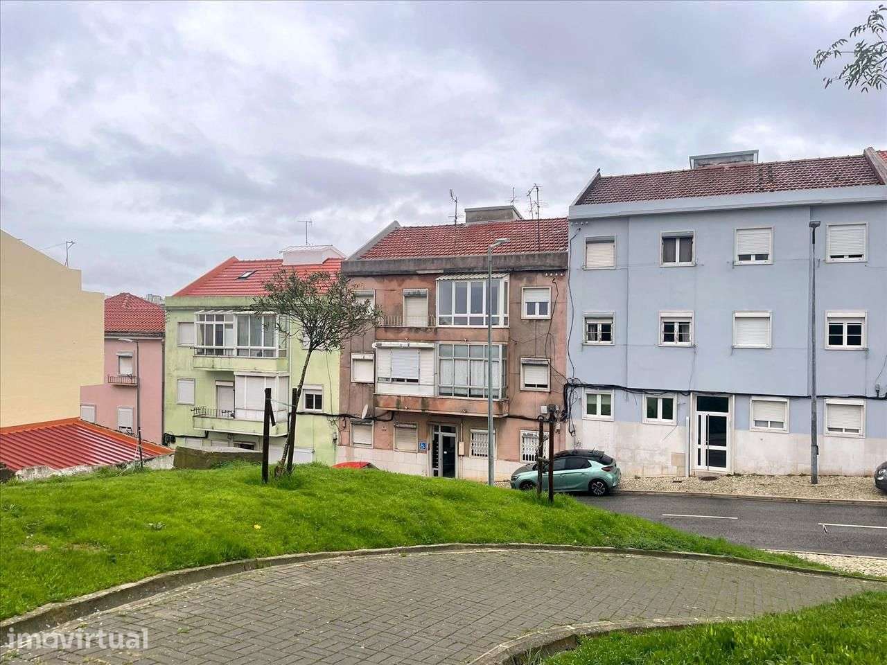 T1 com Terraço, Churrasqueira e Anexo | Venda Nova, Amadora - Grande imagem: 2/29