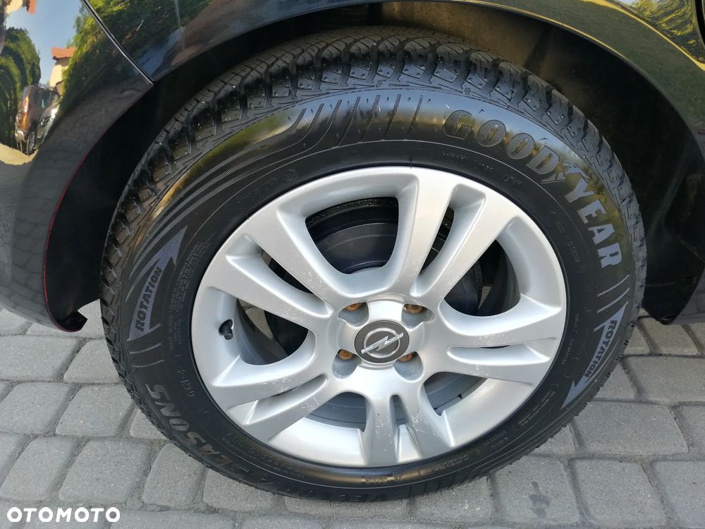 Opel Corsa 1.4 16V EcoFLEX Start-Stop 150 Jahre - 34