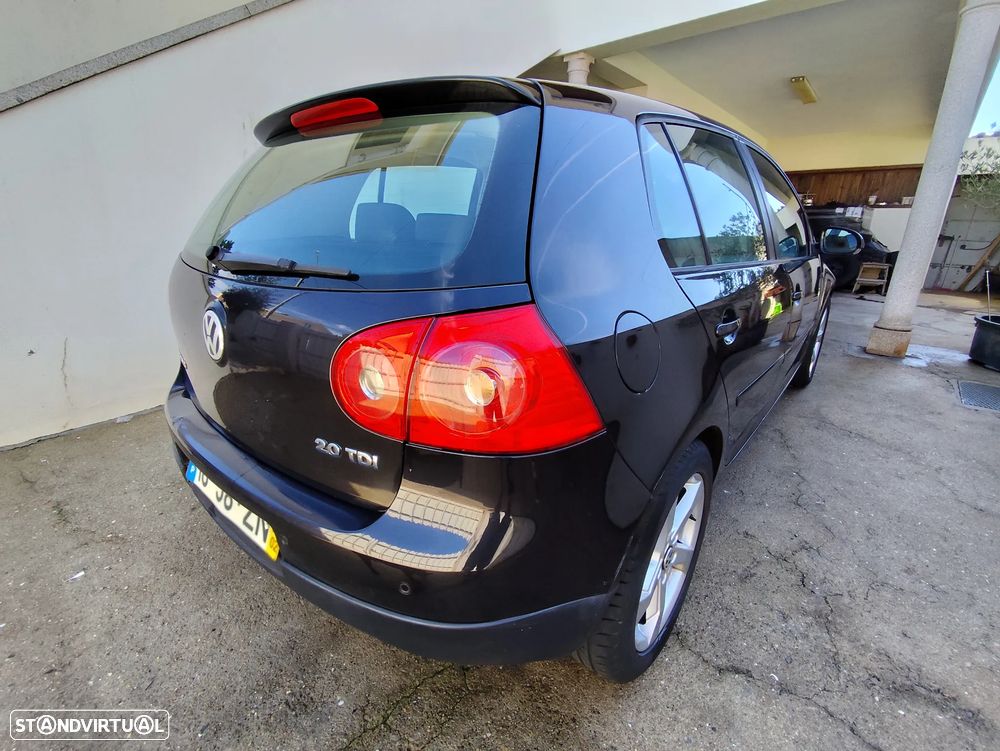VW Golf 2.0 TDi Confortline - 5