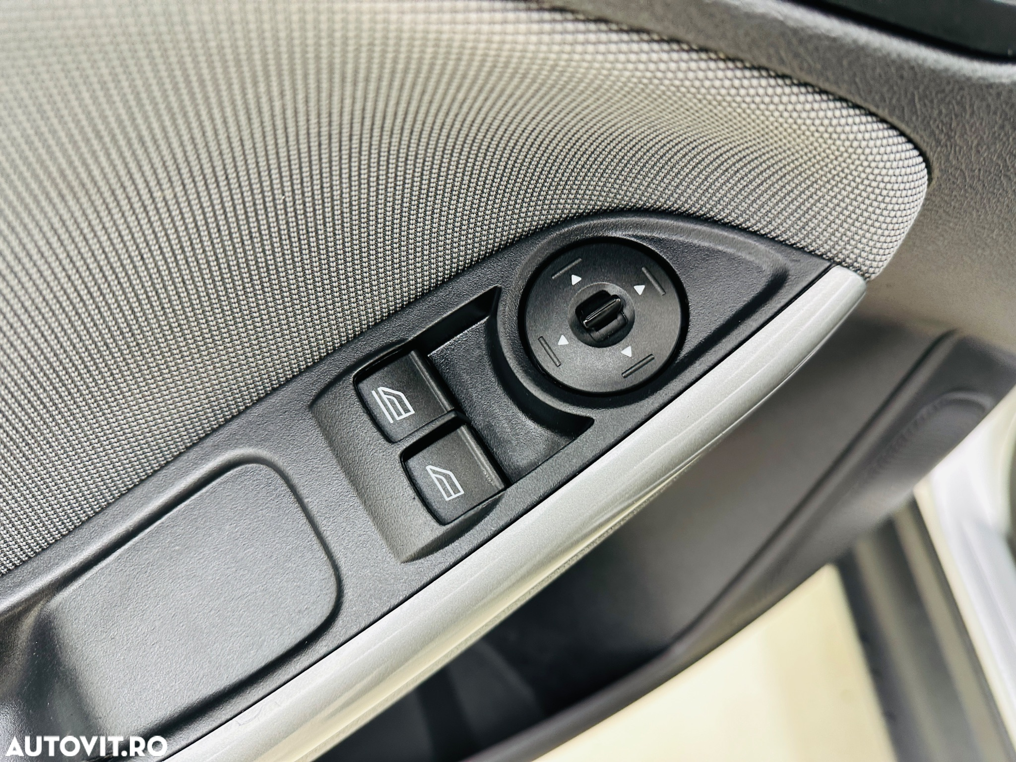 Ford Focus - 14