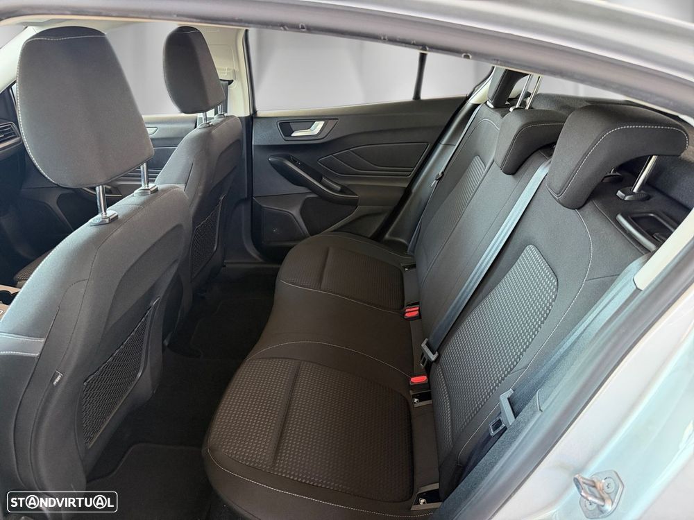Ford Focus 1.5 TDCi ECOBlue Active Aut. - 10