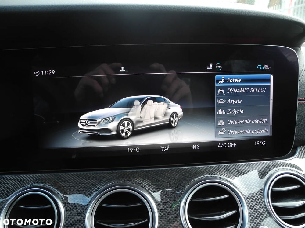 Mercedes-Benz Klasa E - 11