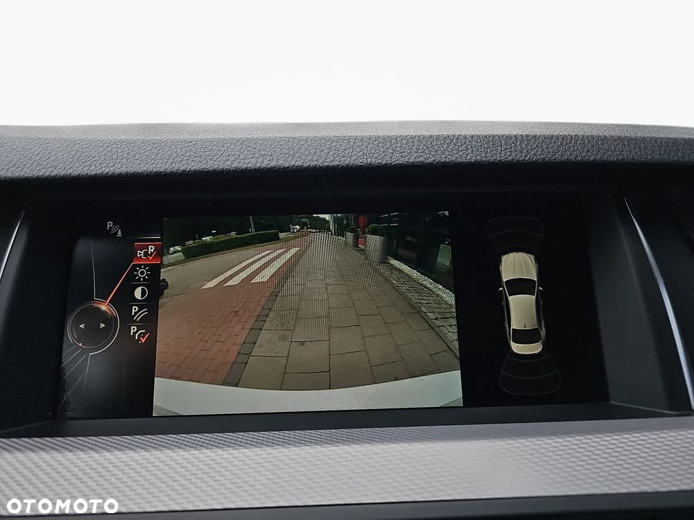BMW Seria 5 520d xDrive MHEV Luxury Line - 19