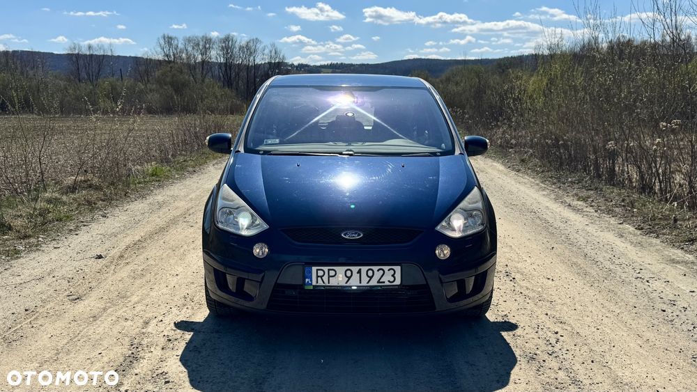 Ford S-Max 2.0 TDCi DPF Titanium - 3