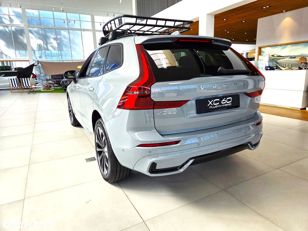 Volvo XC 60 T6 Plug-In Hybrid AWD Ultra Dark - 5
