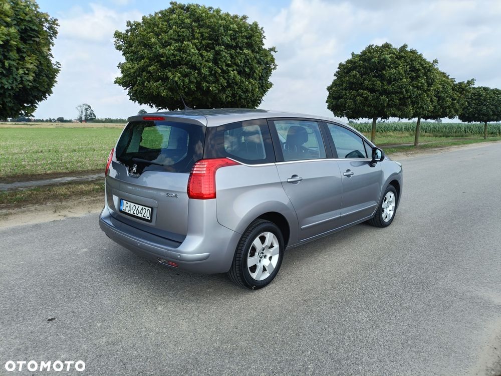 Peugeot 5008 - 4