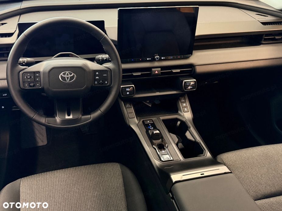 Toyota RAV4 - 8