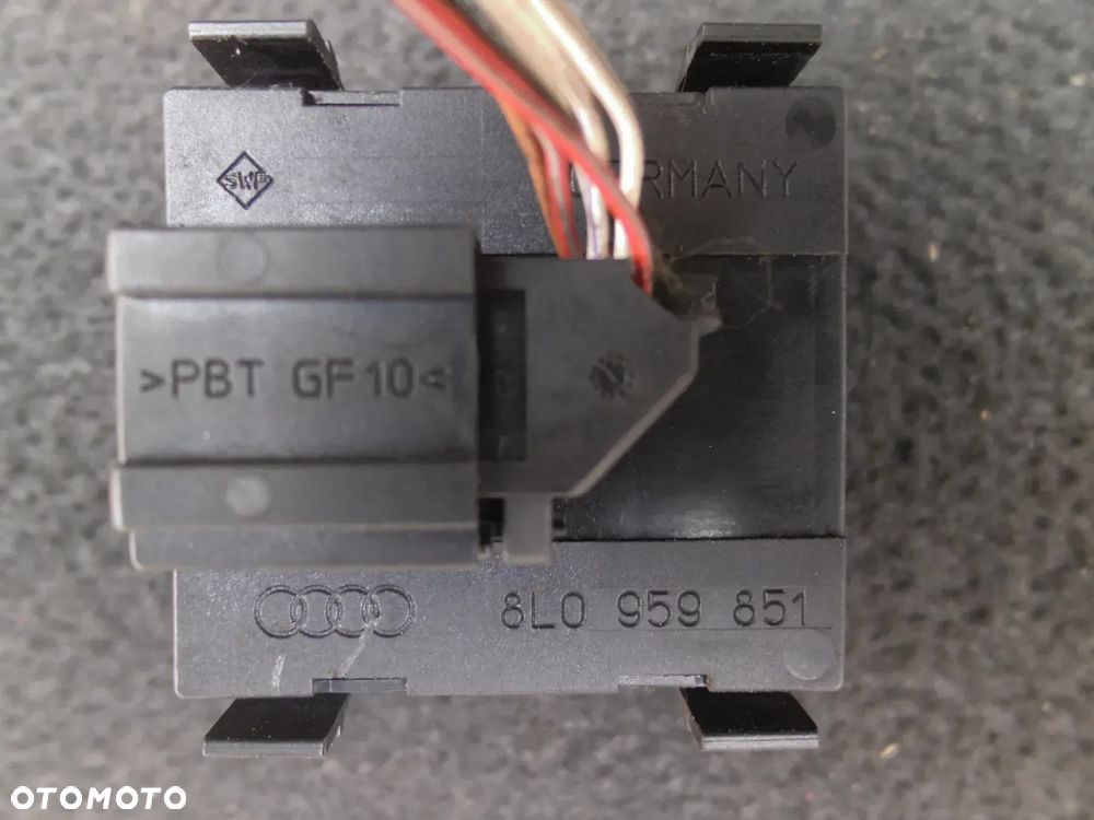 AUDI A3 8L PANEL STEROWANIA PRZEŁĄCZNIK SZYB 8L0959851 WTYCZKI INSTALACJA ORYGINAŁ - 2