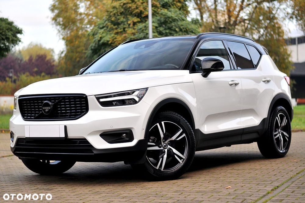 Volvo XC 40 T3 R-Design - 2