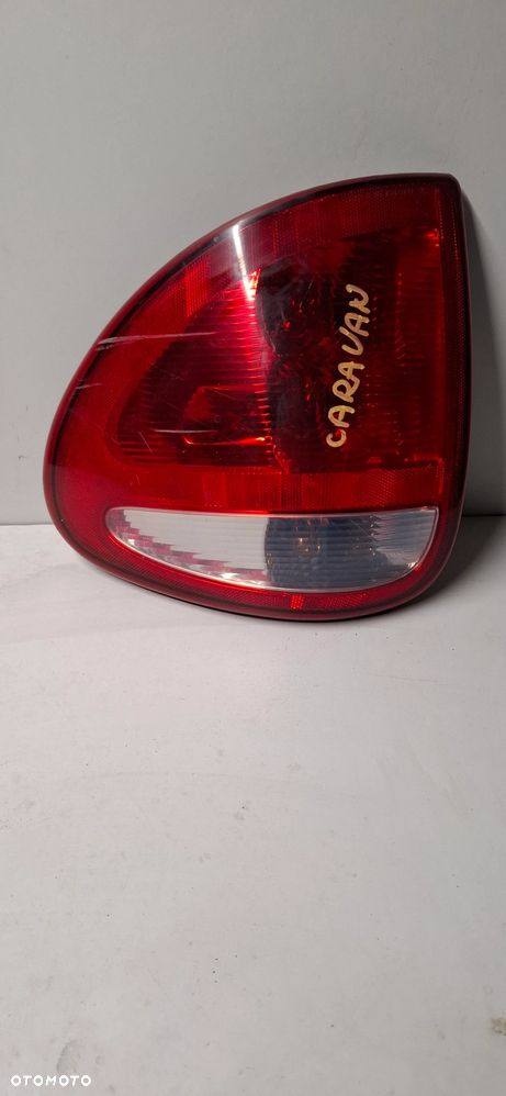 lampa prawa TYLNA Dodge Caravan