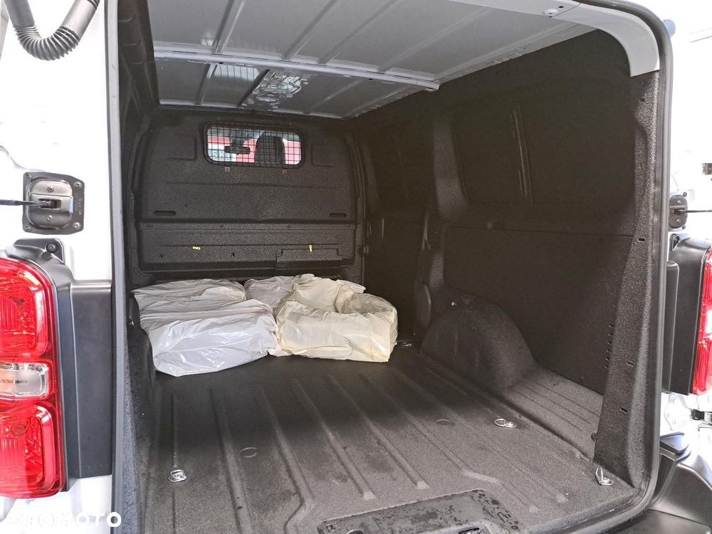 Toyota PROACE - 11