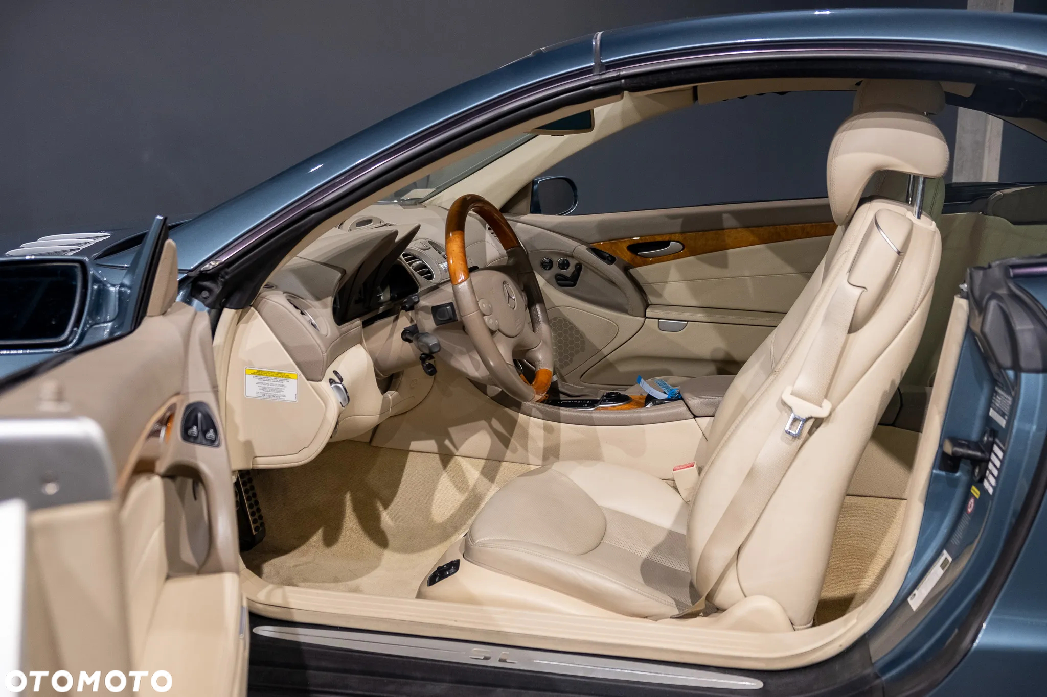 Mercedes-Benz SL 500 - 16