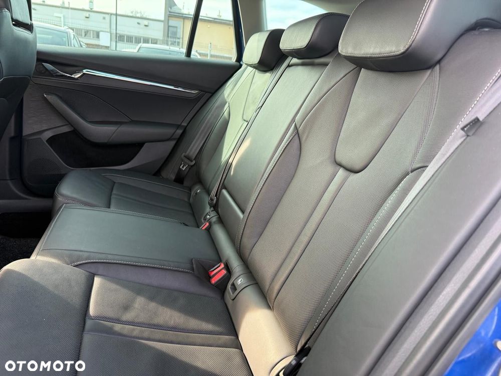 Skoda Octavia 2.0 TDI Style DSG - 14