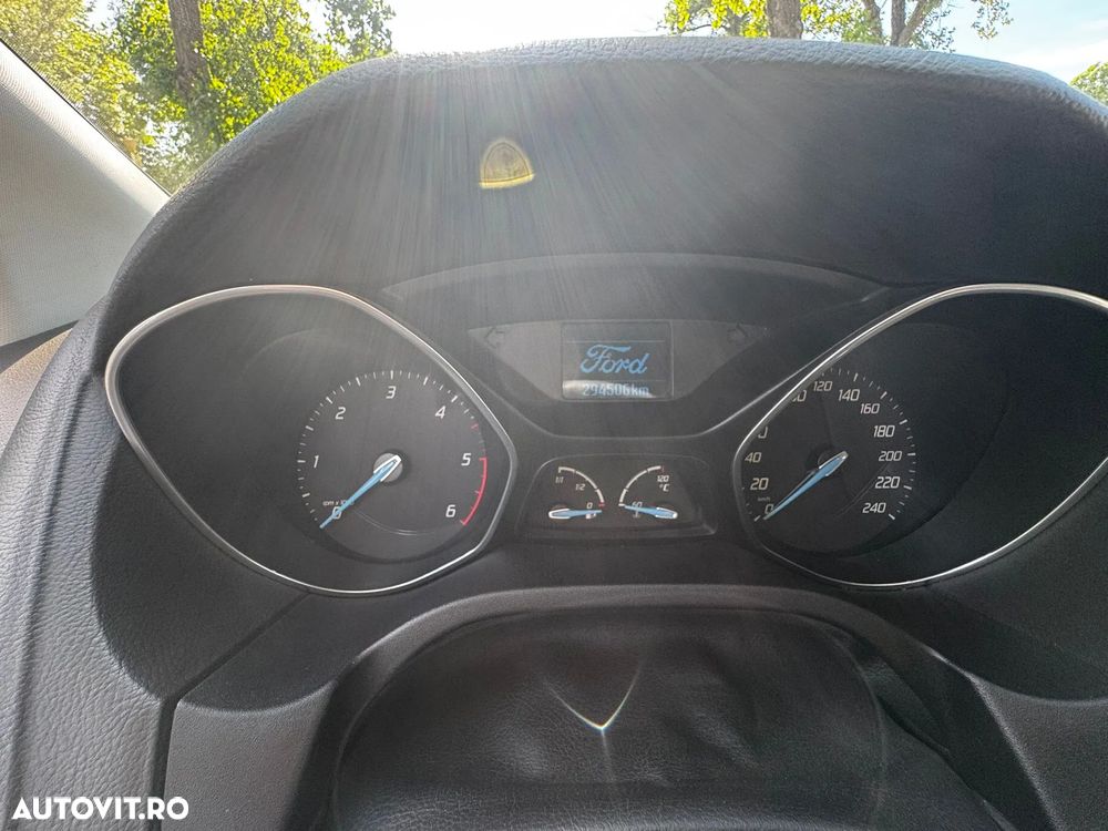 Ford Focus - 9