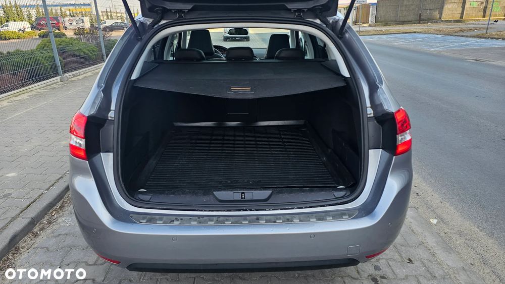 Peugeot 308 1.5 BlueHDi Allure Pack S&S EAT8 - 18