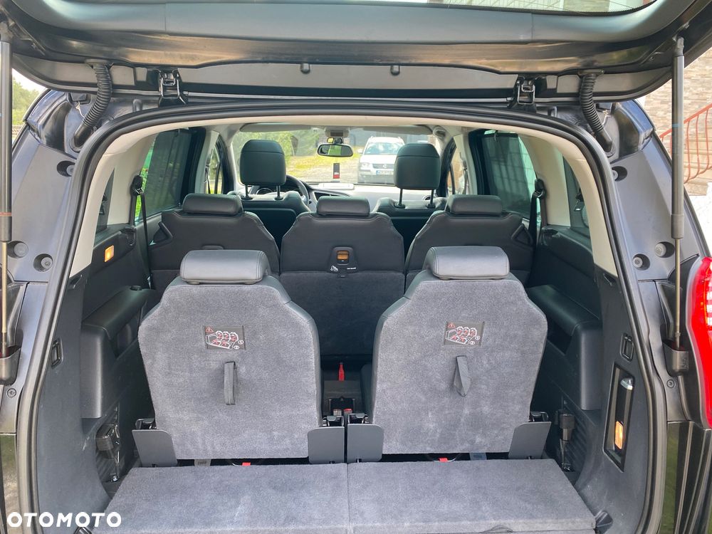 Peugeot 5008 - 22
