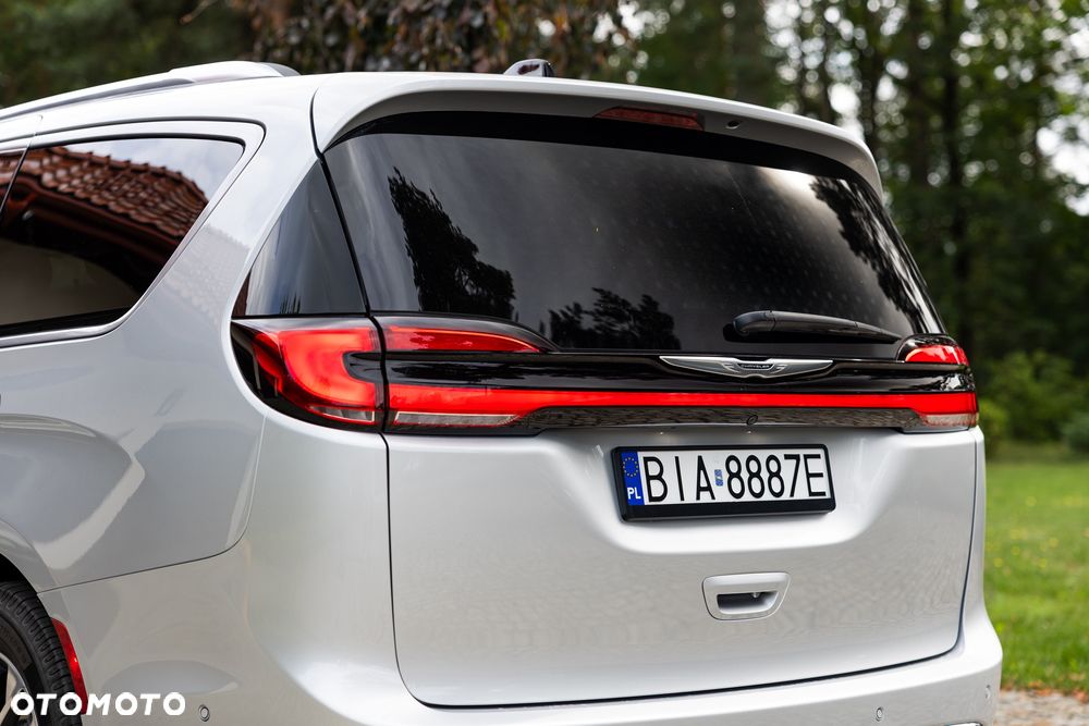 Chrysler Pacifica - 9