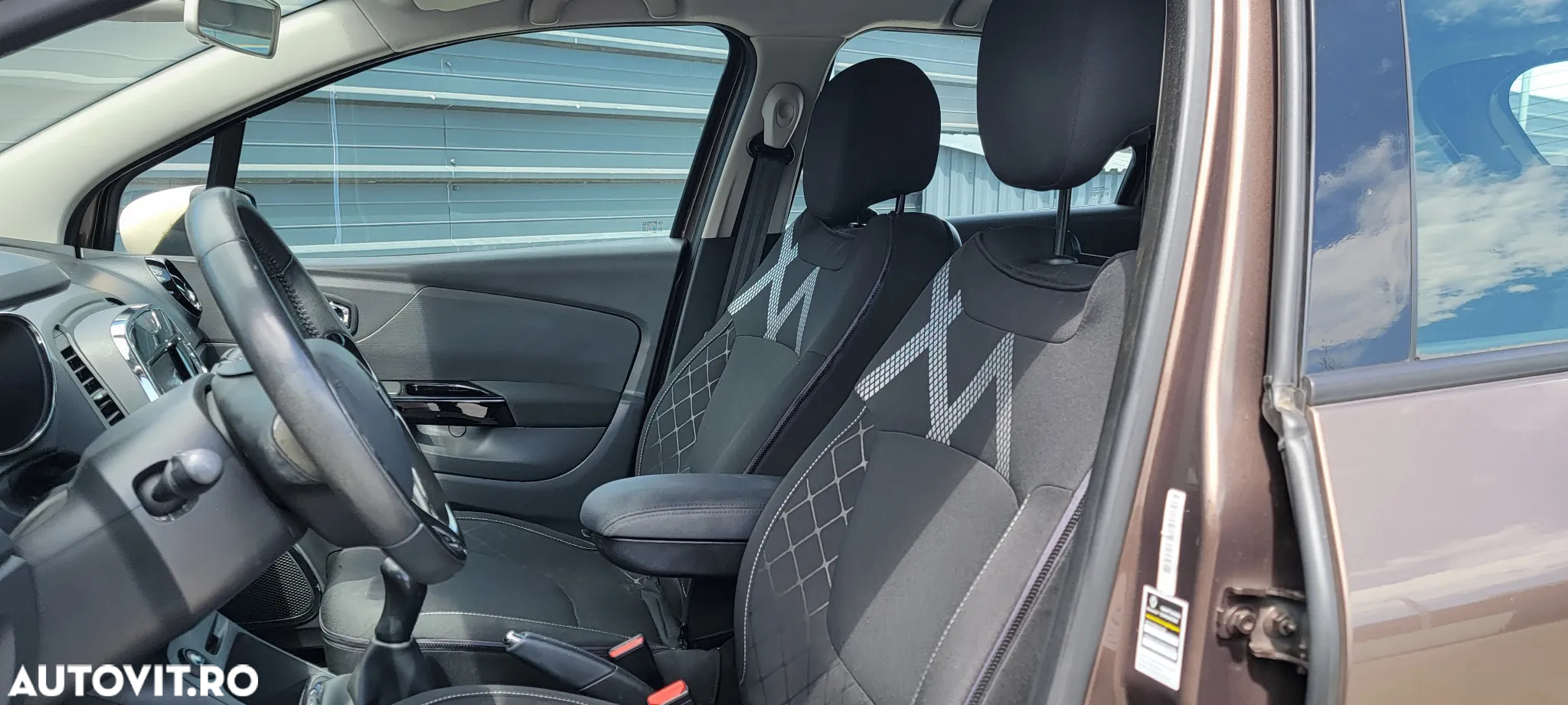 Renault Captur ENERGY dCi 110 Start&Stop Luxe - 15