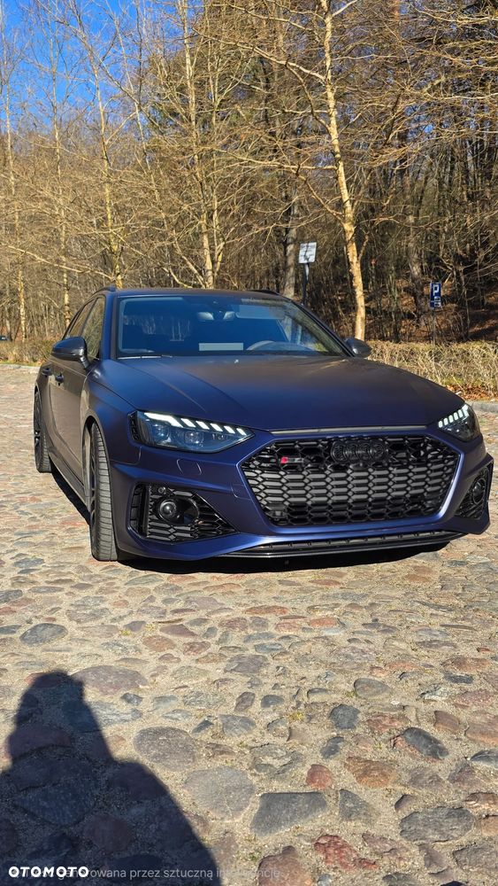 Audi RS4 Avant - 1