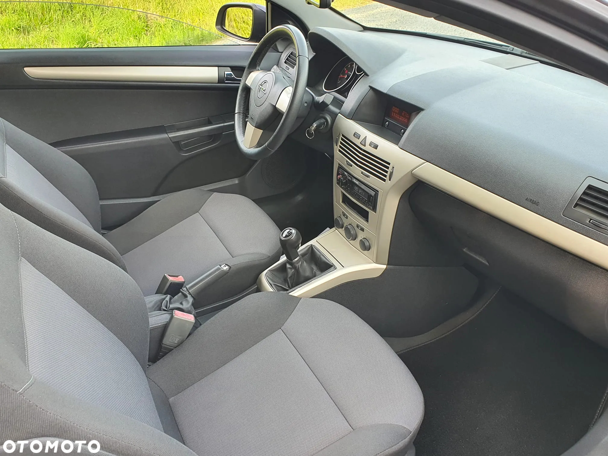 Opel Astra GTC 1.4 - 13