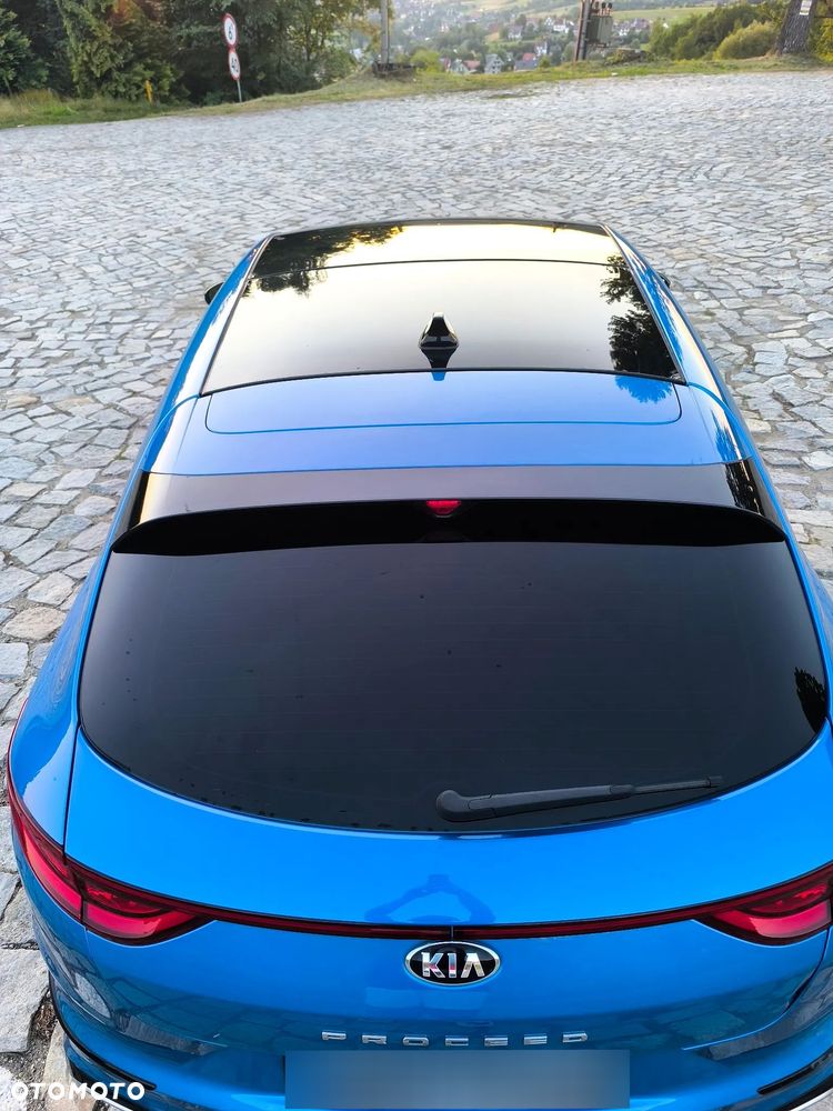 Kia ProCeed - 23