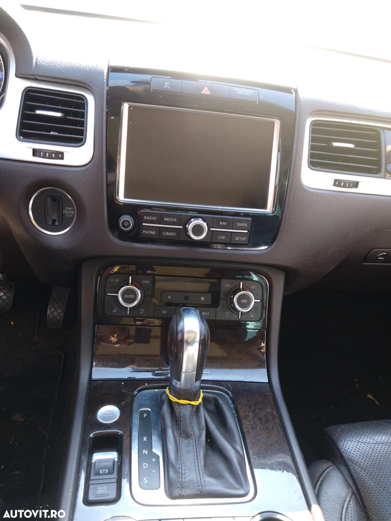 Volkswagen Touareg 3.0 V6 TDI BMT - 3