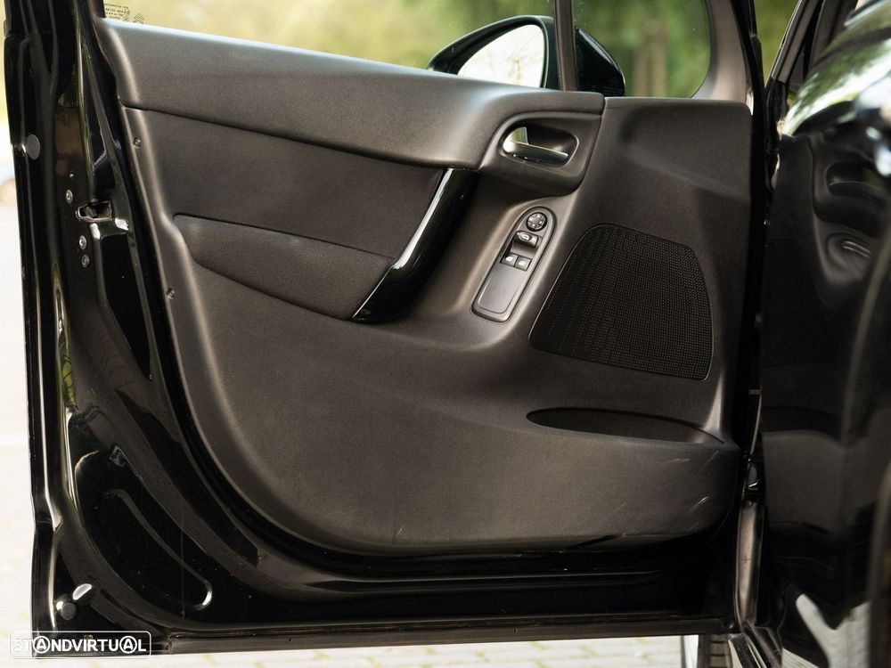 Citroën C3 1.2 PureTech Collection - 32