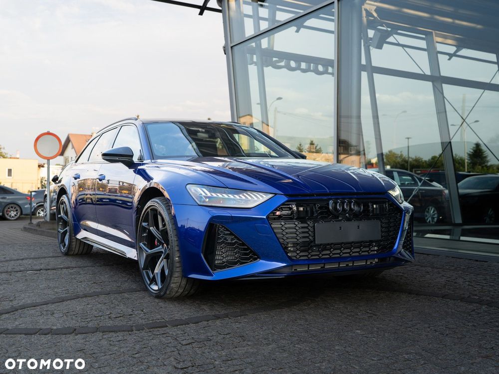 Audi RS6 Avant - 7